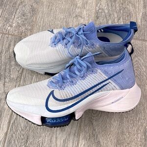 Women's 8.5 Nike Air Zoom Tempo Next% Flyknit Shoes Blue White